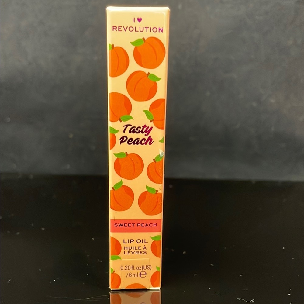 I ❤️ Revolution Tasty Peach Lip Oil 🚨5 for $25